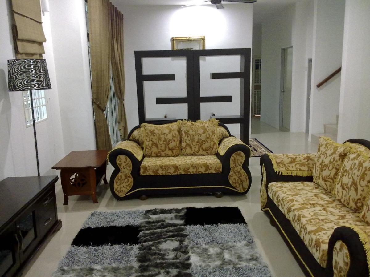 Casa D'Astana Homestay Sungai Petani For Muslim Only Exterior photo